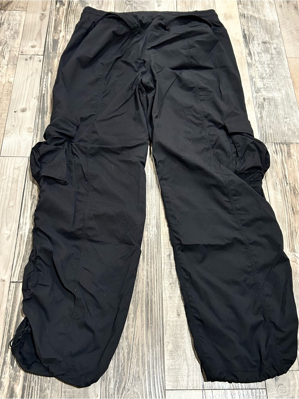 Lululemon Dance Studio Relaxed Fit Mid Rise Cargo Pant - Picture 3 of 7